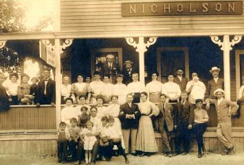 group family photo in old orchard maine
