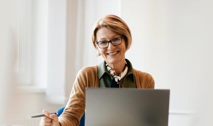 woman on laptop