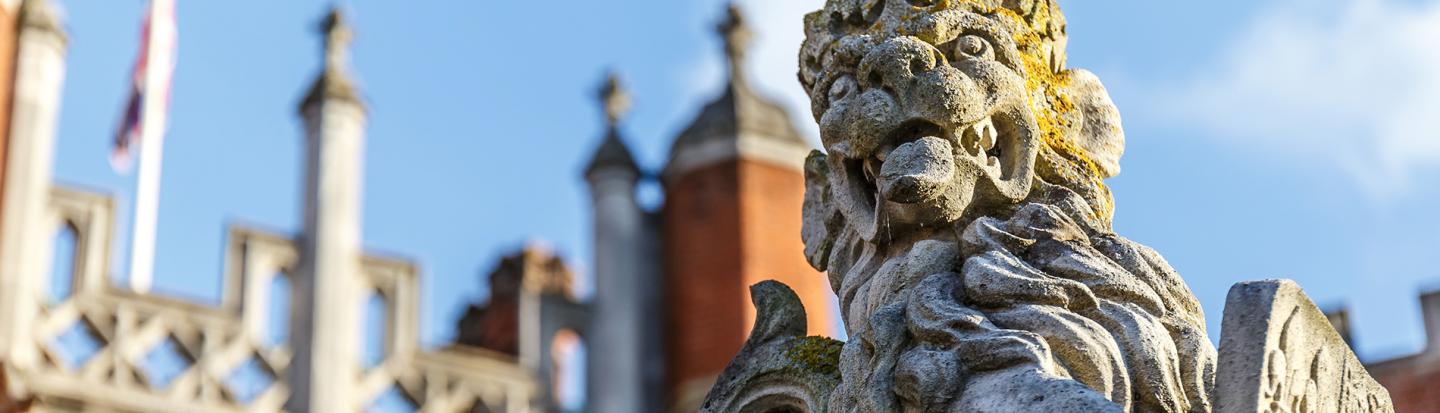 Winter Family History Virtual Benefit Hampton Court in London