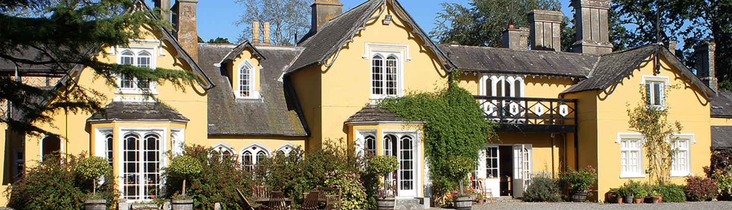 Land of Legends: Architectural Wonders of Ireland Irish House