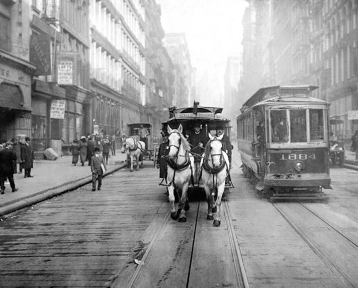 horse drawn cart in new york city
