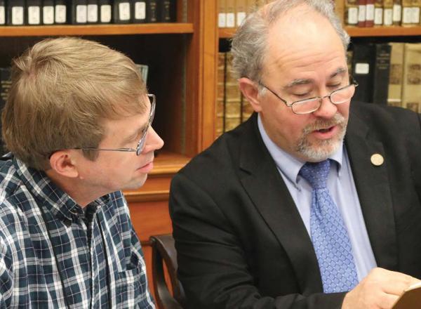 David Lambert giving expert consultation David Lambert giving expert consultation